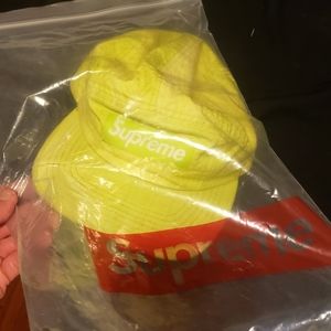 supreme box logo hat